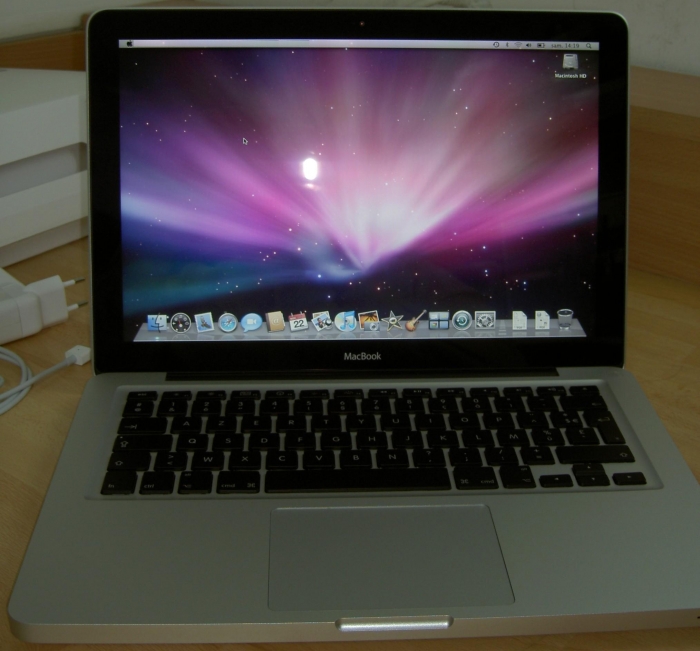 Apple-MacBook-13-inch-Aluminum-Screenshot.jpg